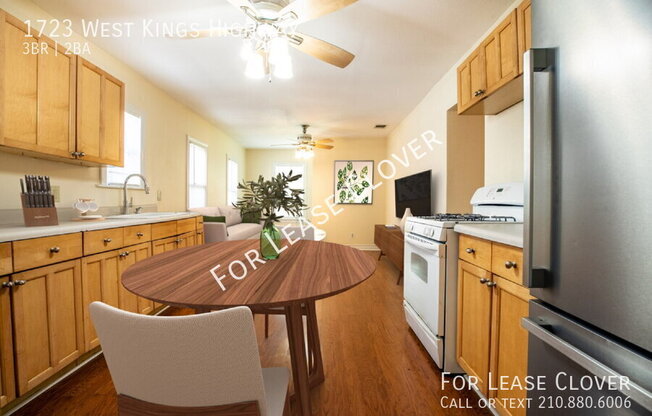 1723 W KINGS HWY