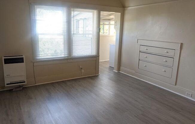 Studio, 1 bath, 330 sqft, $1,450, Unit #3