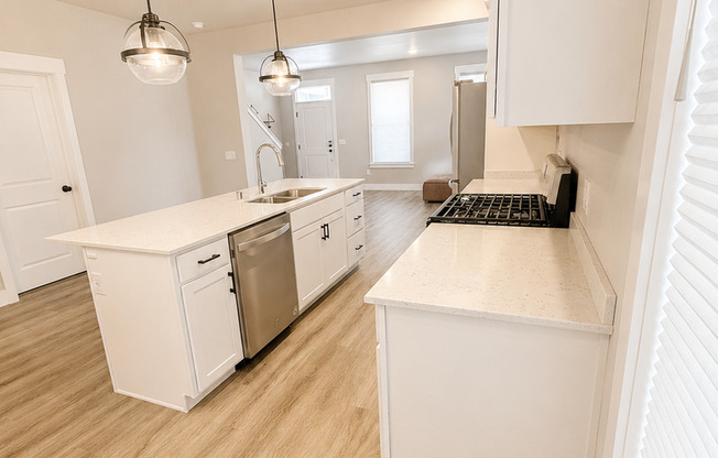 Beautiful 3-Bedroom, 2.5-Bath Home in the Desirable Annafeld Community