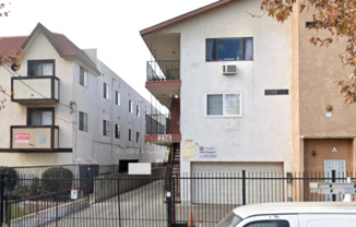 236/238 AVE 55