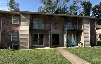 1418 E MAIN ST