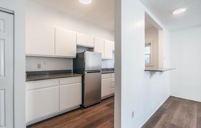 1 bed, 1 bath, 598 sqft, $1,595, Unit 7