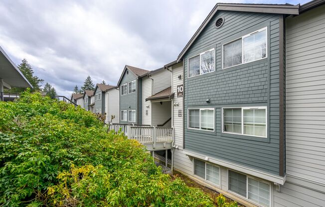2 beds, 2 baths, 1,030 sqft, $1,775, Unit 1523