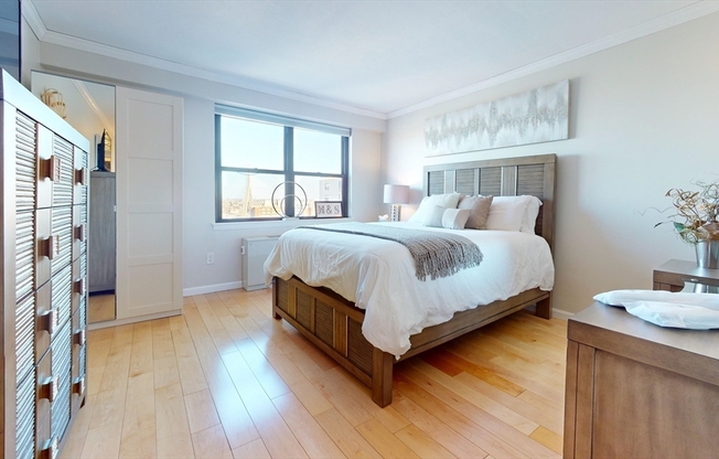 1 bed, 1 bath, 900 sqft, $5,500, Unit 16B-Furnish