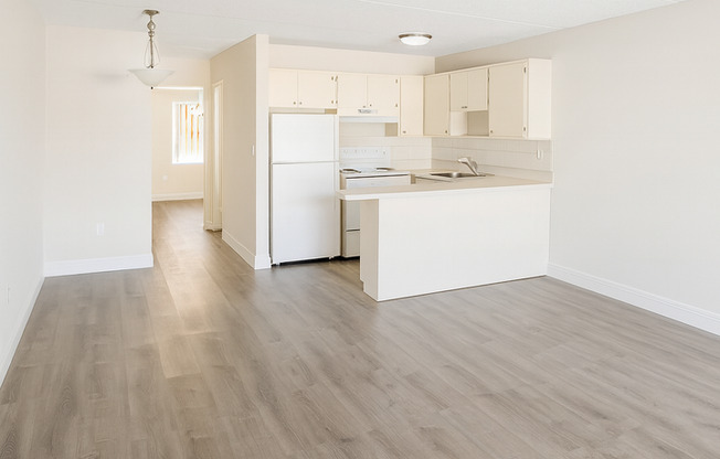 1 bed, 1 bath, 700 sqft, $1,595, Unit 2716 - 5B