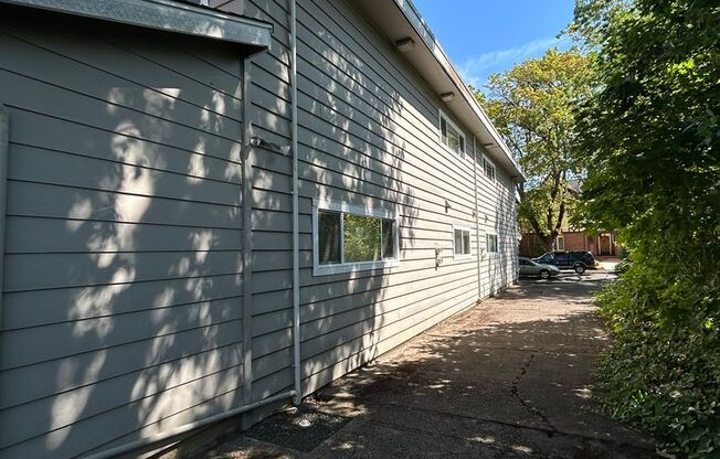 465-01 2510 NW Van Buren Corvallis LLC ( Greekside)