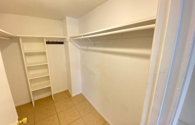 1 bed, 1 bath, $1,200, Unit UNIT 62