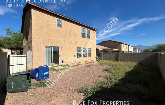 3 beds, 2.5 baths, 1,627 sqft, $1,750