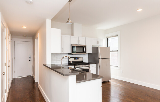 24 Clary St