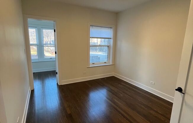 4 beds, 2 baths, $3,800, Unit 126-1