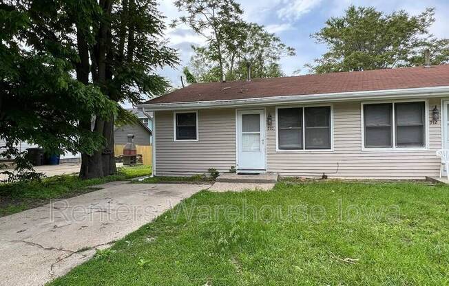 910 E RAILROAD AVE