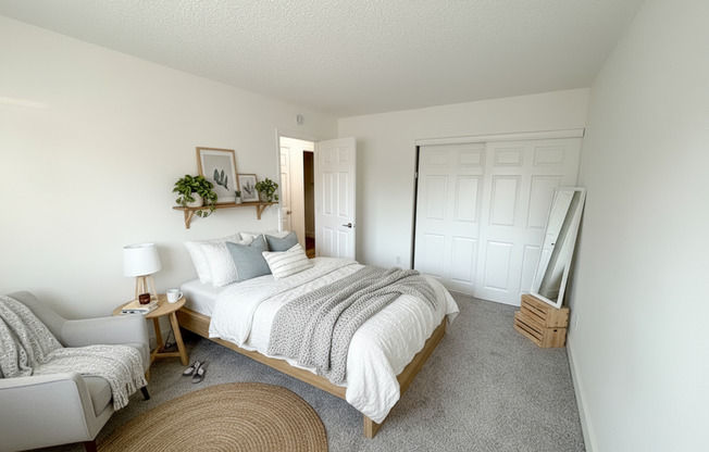 2 beds, 1 bath, 700 sqft, $1,495, Unit 54