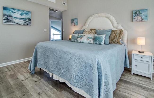 4 beds, 2 baths, 2,100 sqft, $3,500