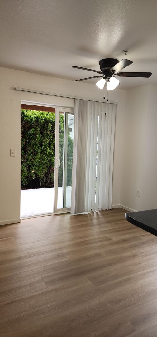 Move-In Ready 1 Bed / 1 Bath in Vancouver – Don’t Miss This!