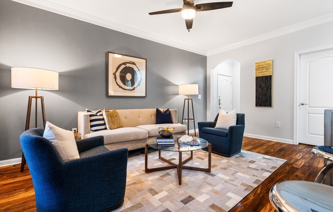 6900 LK WOODLANDS DR