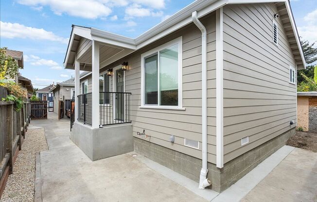 1832 9th St #A - 2 Bedroom | 2 Bath | ADU