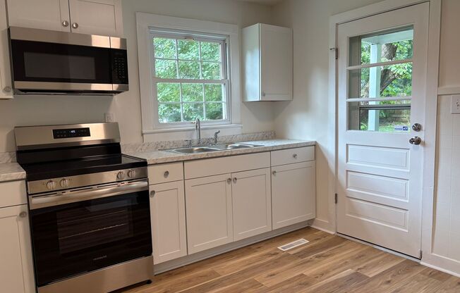 2 Bedroom, 1 Bathroom House in Winston-Salem!