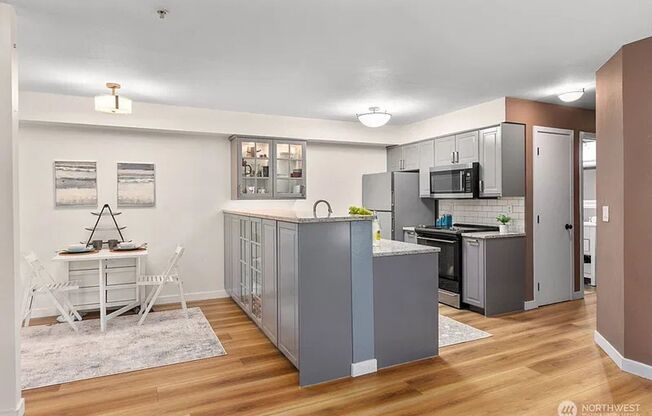 Peaceful Lakemont Living | Charming 3-Bedroom Ground-Floor Condo