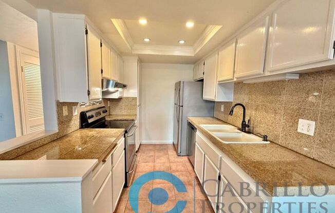 2828 Famosa Blvd. #209