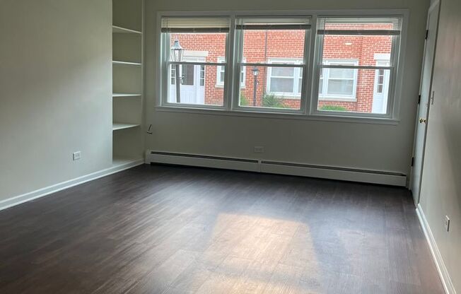 1710-16 Touhy LLC