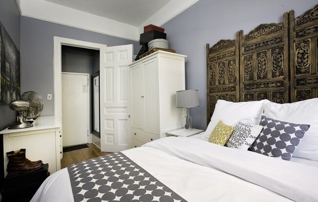 102 W 86 ST