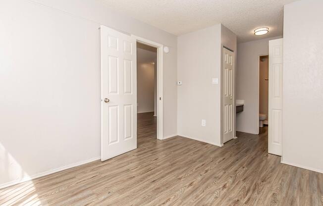 1 bed, 1 bath, 520 sqft, $859