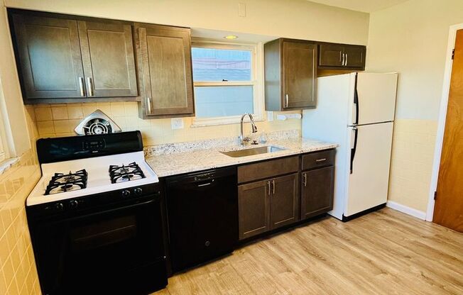 2 beds, 1 bath, $1,475