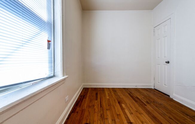 8001 S Carpenter