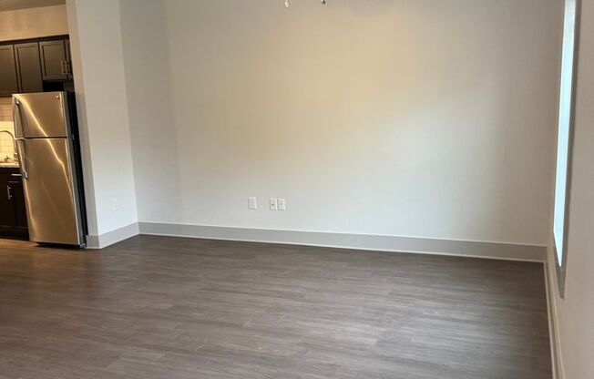 Studio, 1 bath, 560 sqft, $1,600, Unit Heritage East- Unit 205
