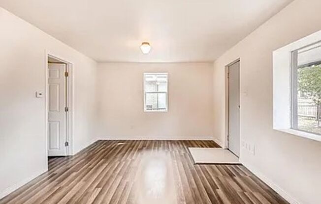 2 Bed 1 Bath House Available Now