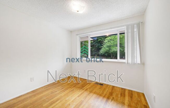14502 Main St