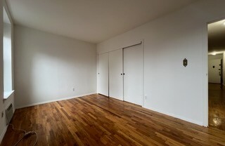 1 bed, 1 bath, $2,950, Unit 7D