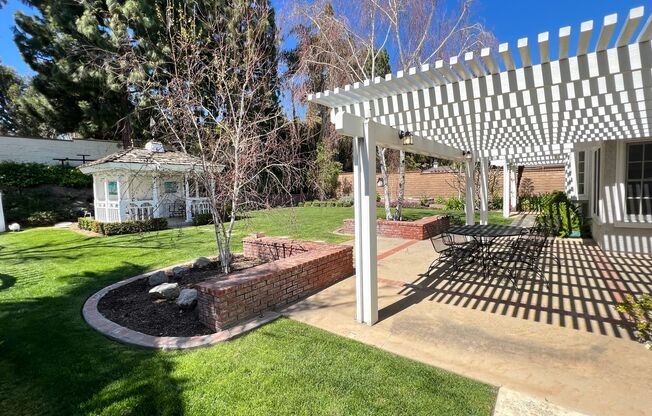 Stunning Single Story 3 Bed plus Den 2.5 Bath Orange Home in Mabury Ranch