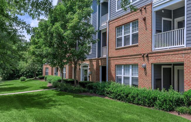 Landscaping at The Rothbury in Gaithersburg, MD