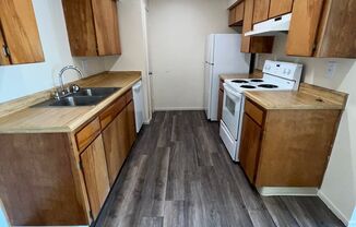 2 beds, 1 bath, 986 sqft, $1,610, Unit 86