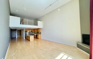 1,600 sqft 2-Level SOMA 1BD+2 Bonus Rooms+ 1.5BA Loft! 2 Car Pkg! Laundry! Balcony! -PROGRESSIVE