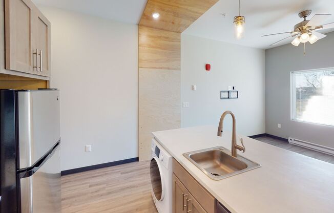 Studio, 1 bath, 327 sqft, $965, Unit 3200-111