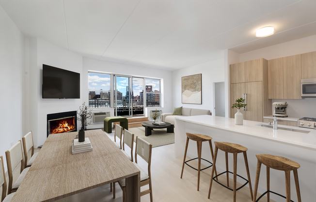 2 beds, 2 baths, $14,500, Unit PHG