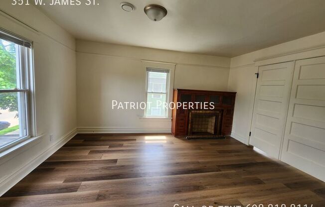 2 beds, 1 bath, $1,250