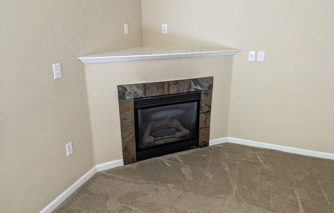 Two Story Salem Home with Washer/Dryer, Attached Garage ~ Glacier View 1382