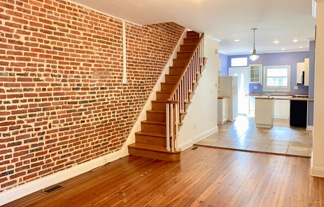 Fantastic 2 Bedroom Townhome in Highlandtown!