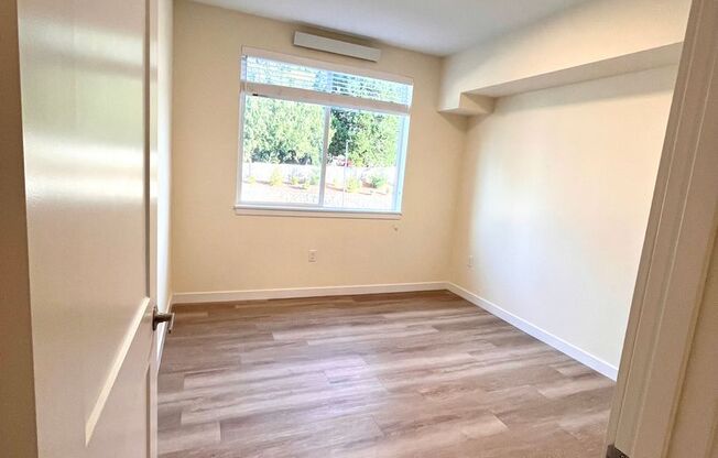 2 beds, 1 bath, $1,875, Unit A207