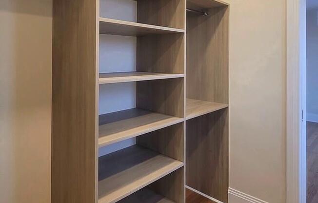 6 beds, 4.5 baths, 6,000 sqft, $55,000, Unit PHA