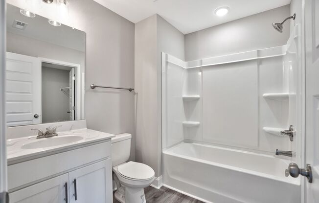 3 beds, 2.5 baths, 1,300 sqft, $1,500, Unit 41