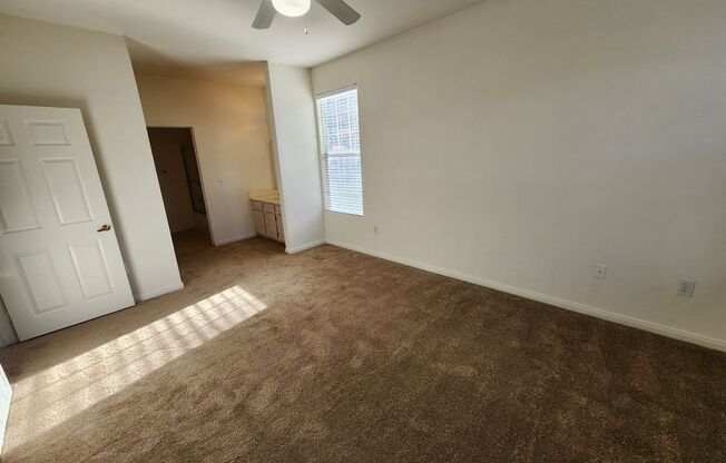 2 beds, 2 baths, $1,430