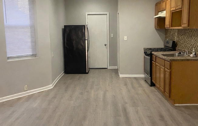 Front Porch Row - Oak Lane