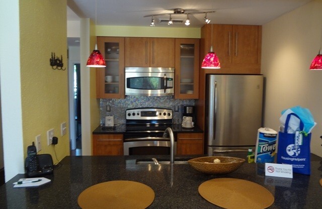 1 bed, 1 bath, $2,550, Unit #108