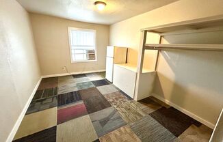 1 bed, 1 bath, $699, Unit Unit 2