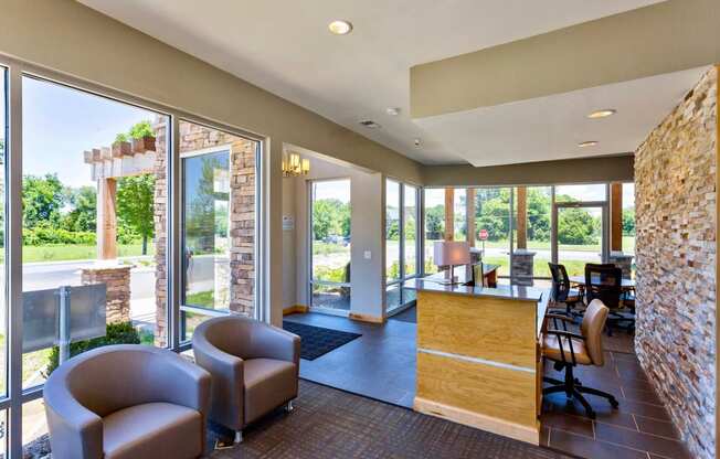 Lobby at Chariot Pointe Apartments, Murfreesboro, TN