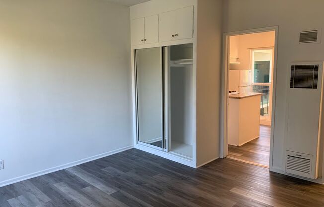 Studio, 1 bath, 400 sqft, $1,850, Unit #12